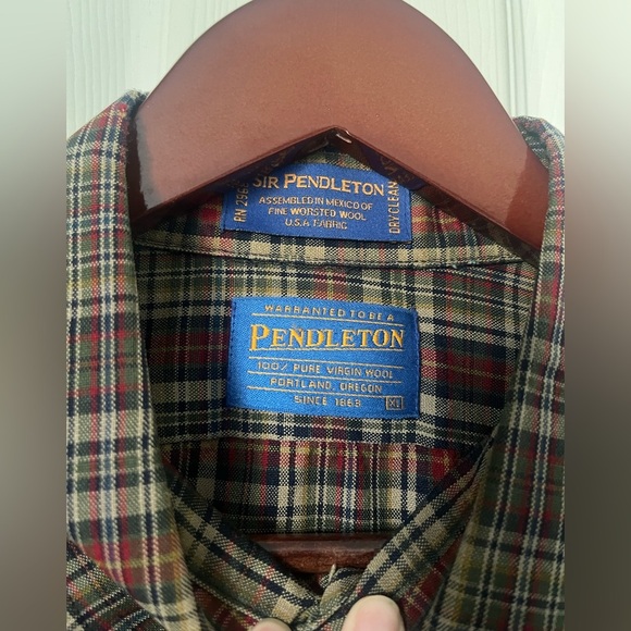 Men’s Pendleton 100% Virgin Wool Plaid Button Down | Size XL - Picture 3 of 10